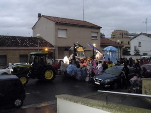 Desfile por el barrio