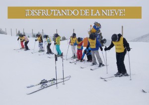 Instantánea de la salida de nuestros compañeros de 1º y 2º de la E.S.O. a la Estación de Esquí de Valdezcaray.