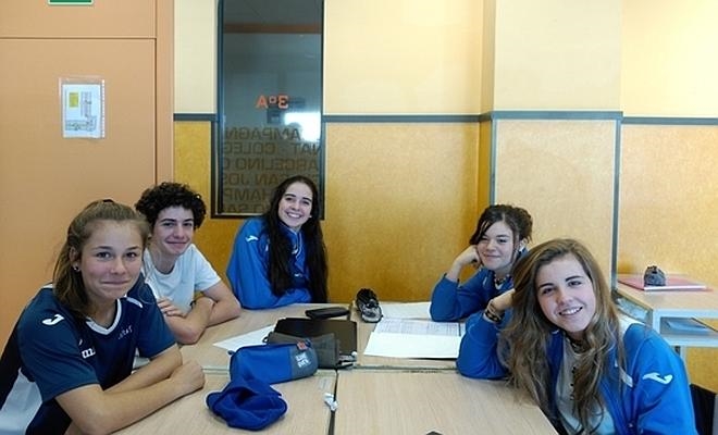 Alumnos: Esther Aspiroz de Luis, Gabriel García, Ana Burgos, Aruna Yunta e Inés Alonso Rodríguez. Su tutora es María Ruiz Ruiz. 