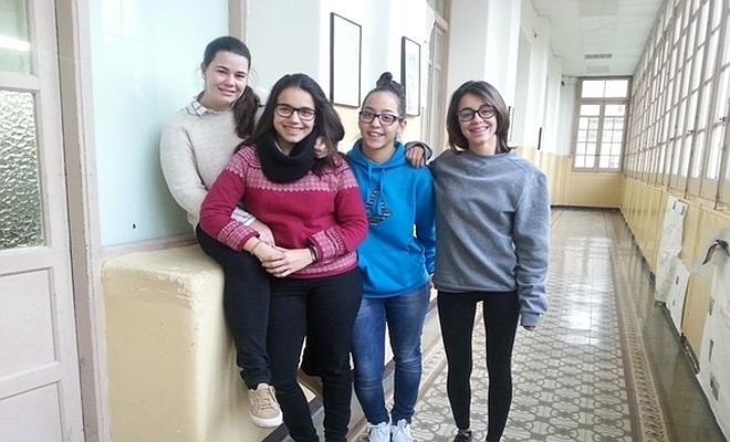 Alumnas: Marta Ortiz, Carolina Terrazas, Gadea Blanco y Agustina Lagos. Su profesora es Ester García Andreva