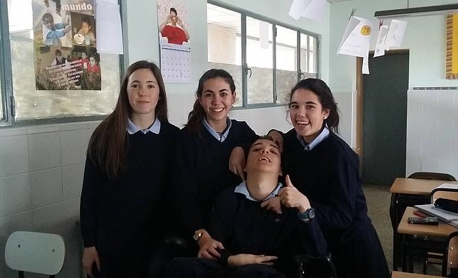 Alumnos: Ana Jiménez, Isabel Alonso, Quique Ruiz y Raquel Nalda. Su profesora es Leyre Gómez Segura.